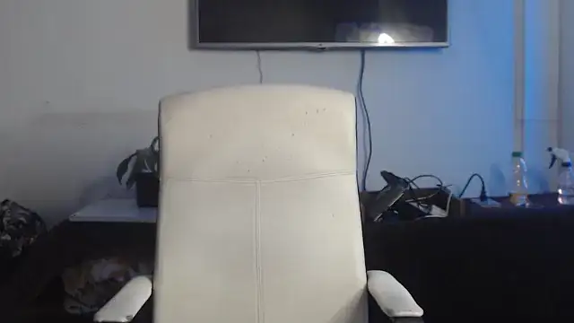 Snapshot of Antonella_borja chatting on December 2025 05:41:01 PM Antonella borja online show from December 2025 05:41:01 PM