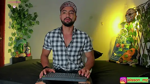 Snapshot of Jaxxon_ chatting on January 2025 10:59:01 AM Jaxxon online show from January 2025 10:59:01 AM