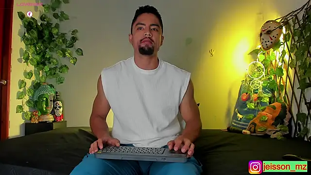 Snapshot of Jaxxon_ chatting on January 2025 10:27:02 AM Jaxxon online show from January 2025 10:27:02 AM