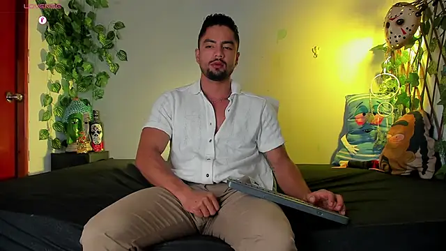 Snapshot of Jaxxon_ chatting on January 2025 10:50:01 PM Jaxxon online show from January 2025 10:50:01 PM