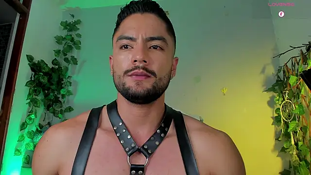 Snapshot of Jaxxon_ chatting on February 2025 01:36:01 PM Jaxxon online show from February 2025 01:36:01 PM