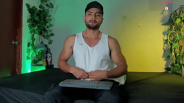 Snapshot of Jaxxon_ chatting on March 2025 04:17:02 PM Jaxxon online show from March 2025 04:17:02 PM
