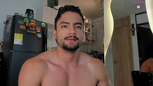 Snapshot of Jaxxon_ chatting on March 2025 04:01:01 PM Jaxxon online show from March 2025 04:01:01 PM