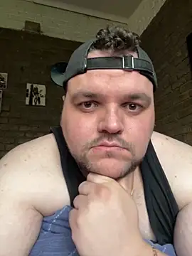 Snapshot of Mikey-HH chatting on December 2024 04:20:01 PM Mikey-HH online show from December 2024 04:20:01 PM