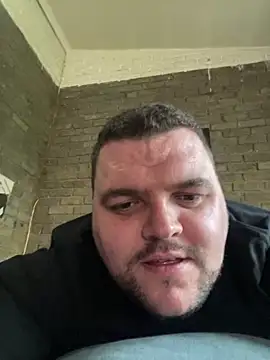 Snapshot of Mikey-HH chatting on January 2025 04:32:02 PM Mikey-HH online show from January 2025 04:32:02 PM