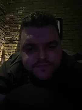 Snapshot of Mikey-HH chatting on March 2025 05:05:02 PM Mikey-HH online show from March 2025 05:05:02 PM