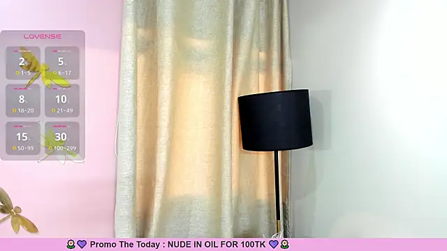 Snapshot of _nina_sweet chatting on January 2025 03:23:01 PM nina sweet online show from January 2025 03:23:01 PM