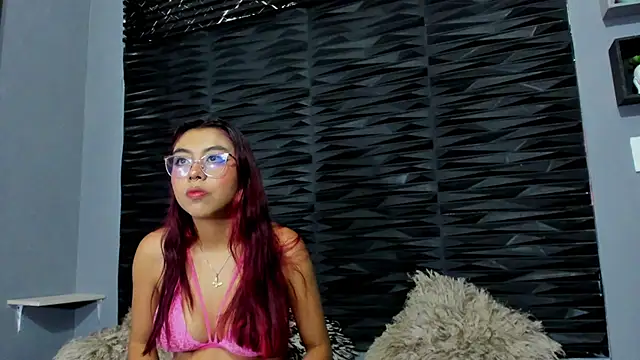 Snapshot of Ava_jones1 chatting on November 2025 01:00:02 PM Ava jones1 online show from November 2025 01:00:02 PM