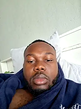 Snapshot of LaughRiotX chatting on November 2025 05:50:02 AM LaughRiotX online show from November 2025 05:50:02 AM