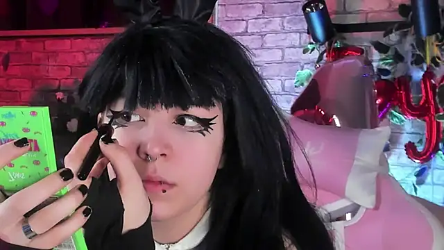 Alex Howell online show from February 2025 08:47:01 PM