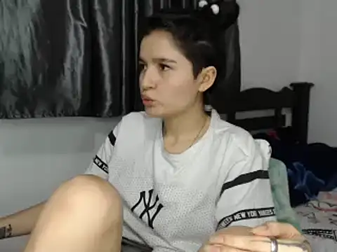 saritapretyy online show from December 2024 08:54:02 PM