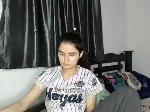 saritapretyy online show from December 2024 10:02:02 PM