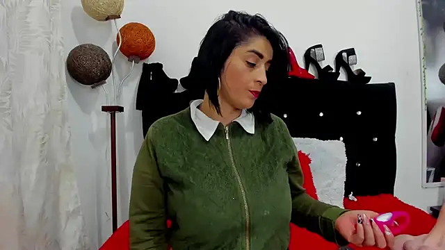 karenlennox1 online show from September 2025 12:38:01 AM