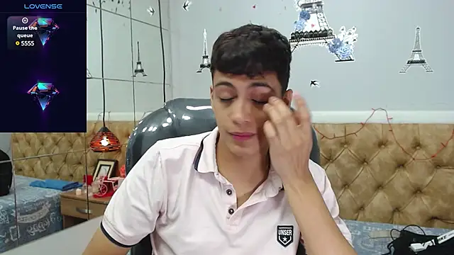 Snapshot of SkinnyBoy_ chatting on January 2025 03:15:01 PM SkinnyBoy online show from January 2025 03:15:01 PM