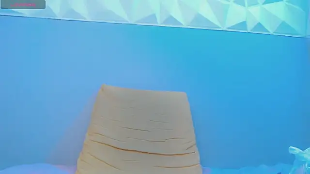 Snapshot of Jake_tripp chatting on October 2025 04:05:02 AM Jake tripp online show from October 2025 04:05:02 AM