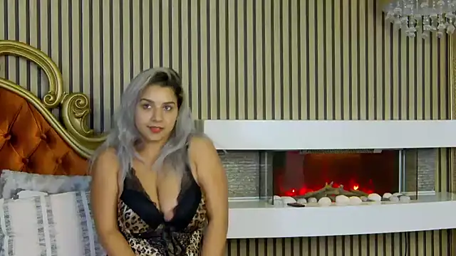 Snapshot of SweetMissXXX chatting on October 2025 08:23:02 AM SweetMissXXX online show from October 2025 08:23:02 AM