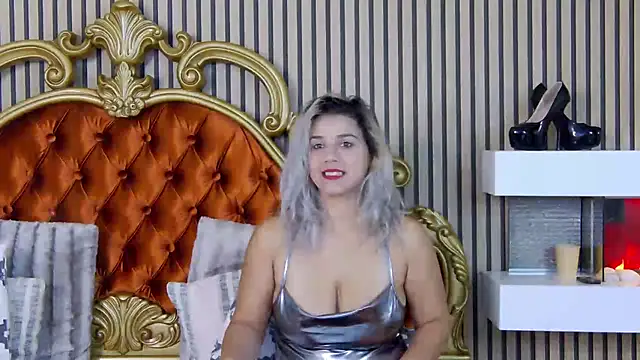 Snapshot of SweetMissXXX chatting on October 2025 07:31:02 AM SweetMissXXX online show from October 2025 07:31:02 AM