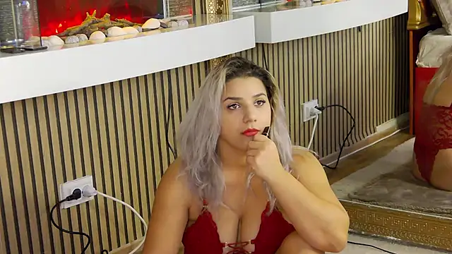 Snapshot of SweetMissXXX chatting on November 2025 07:41:01 AM SweetMissXXX online show from November 2025 07:41:01 AM