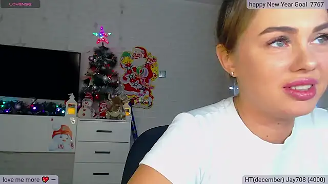 SuchCute online show from December 2024 03:01:02 AM