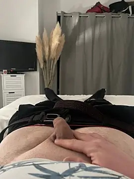 plaisir85 online show from February 2025 03:15:02 PM