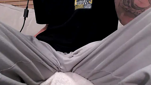 JohnnyKorrupt  online show from October 2025 08:03:01 AM