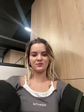 LeonaLoveFuck online show from December 2024 11:30:01 AM