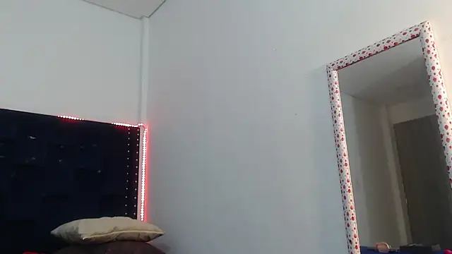 ARTEMIZA LOVE  online show from February 2025 03:27:01 PM