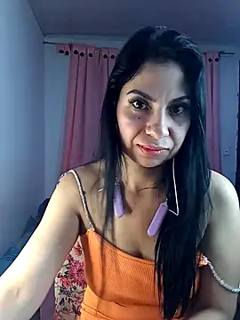 saralunabella online show from February 2025 03:20:01 AM
