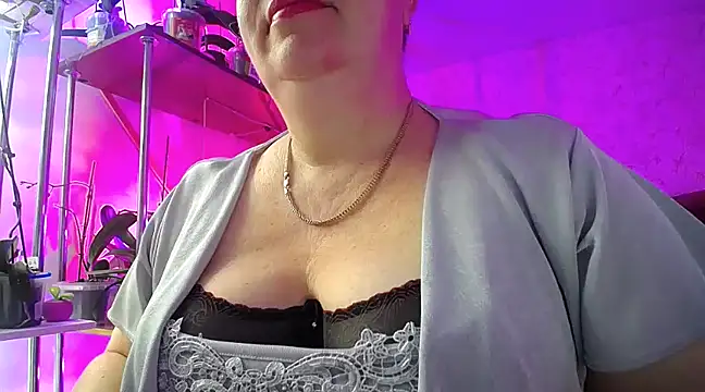  Sweet Woman online show from January 2025 04:06:02 AM