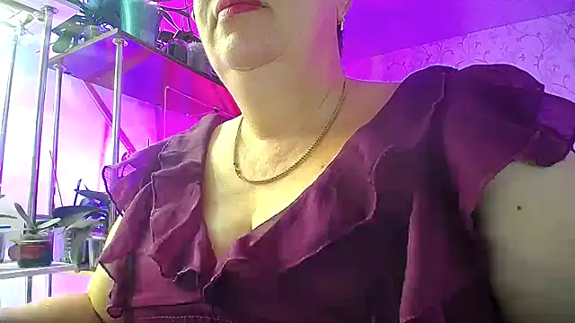  Sweet Woman online show from September 2025 04:14:01 AM