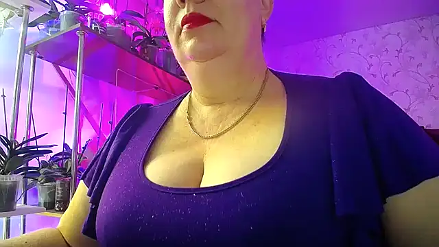 Snapshot of _Sweet_Woman chatting on November 2025 06:46:01 AM Sweet Woman online show from November 2025 06:46:01 AM