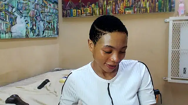 Snapshot of CaramelDelux27 chatting on February 2025 04:22:02 PM CaramelDelux27 online show from February 2025 04:22:02 PM