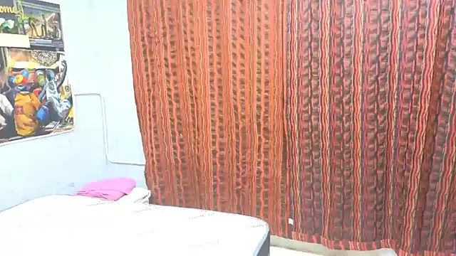 Snapshot of CaramelDelux27 chatting on September 2025 07:06:02 PM CaramelDelux27 online show from September 2025 07:06:02 PM