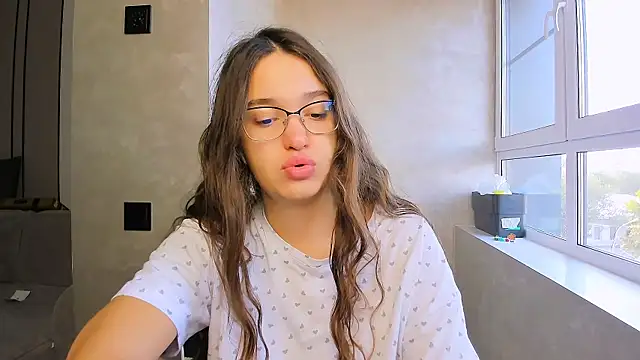 Snapshot of fancy_bunny chatting on September 2025 06:40:01 AM fancy bunny online show from September 2025 06:40:01 AM