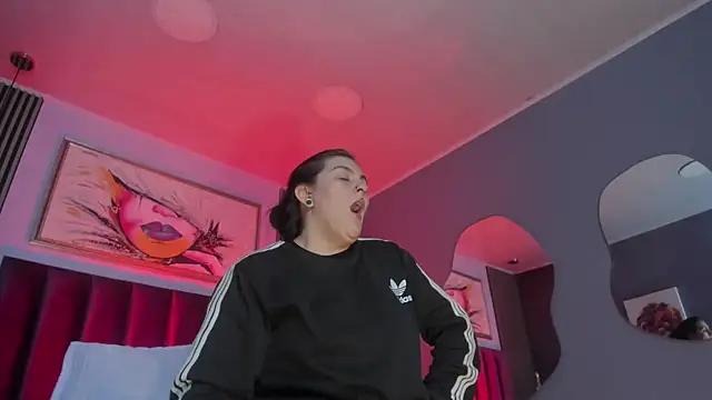 Anny ferrer  online show from January 2025 01:31:01 AM