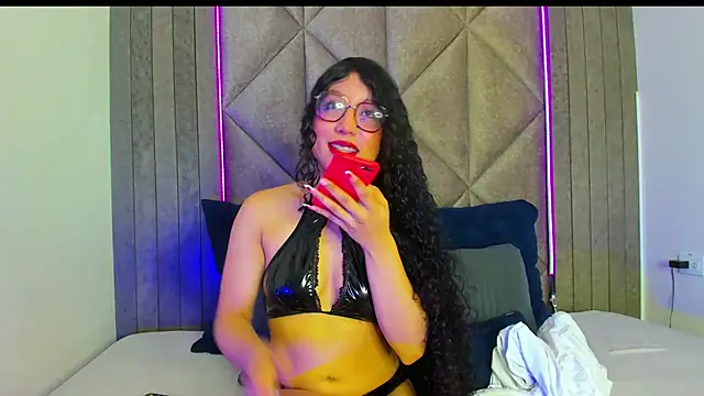 BriaConner  online show from January 2025 02:44:02 AM