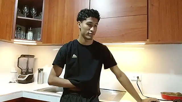 Masterikee online show from October 2025 12:19:01 PM