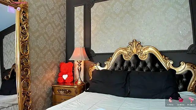 Snapshot of NahomiAcosta chatting on October 2025 01:56:01 AM NahomiAcosta online show from October 2025 01:56:01 AM