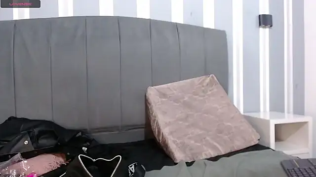  isaabellaa online show from January 2025 05:26:01 PM