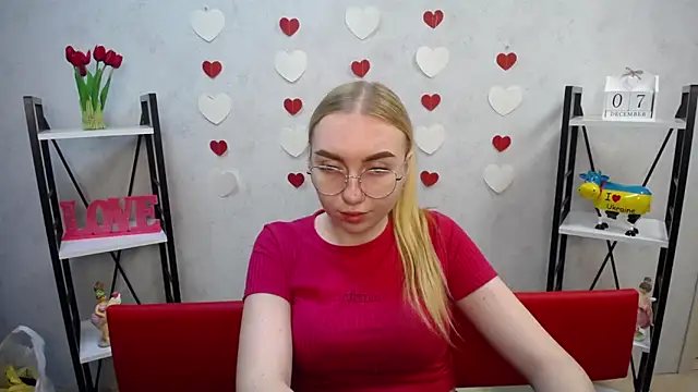 BeatriceFly online show from December 2024 09:17:02 AM