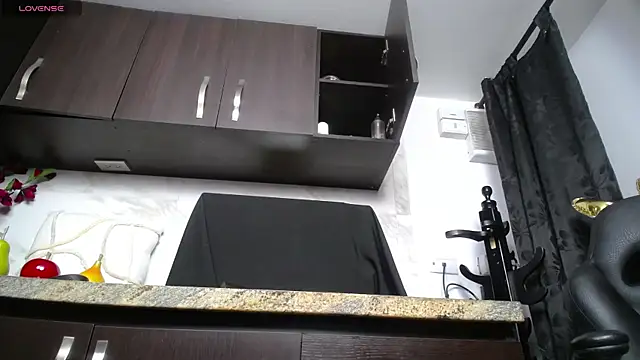 iniyalaboni online show from October 2025 08:20:02 PM