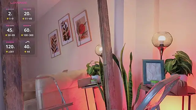 DahianaWalcott online show from October 2025 02:36:01 PM