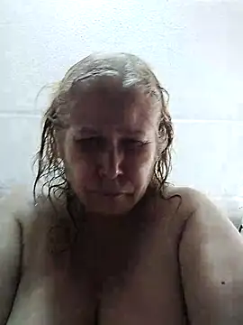 Snapshot of girl_amada chatting on October 2025 05:35:01 PM girl amada online show from October 2025 05:35:01 PM