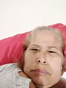 Snapshot of girl_amada chatting on October 2025 03:18:02 AM girl amada online show from October 2025 03:18:02 AM