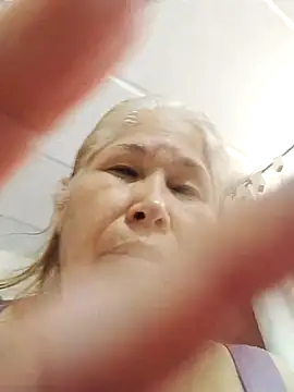 Snapshot of girl_amada chatting on November 2025 07:46:02 PM girl amada online show from November 2025 07:46:02 PM