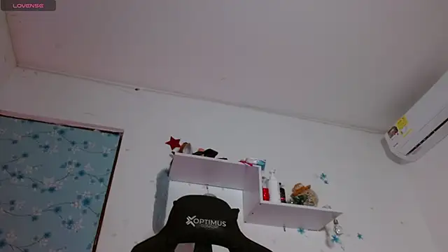 Snapshot of miss_valery2 chatting on October 2025 04:22:02 AM miss valery2 online show from October 2025 04:22:02 AM