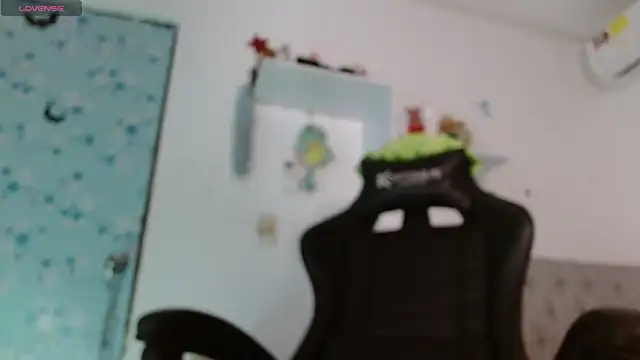 Snapshot of miss_valery2 chatting on November 2025 02:10:01 AM miss valery2 online show from November 2025 02:10:01 AM