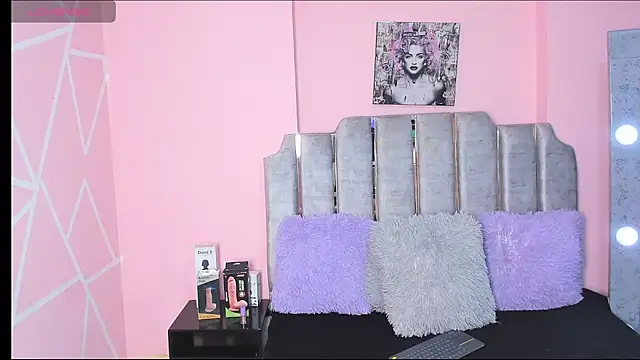 karol noa online show from February 2025 03:31:02 AM