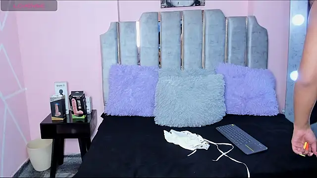 karol noa online show from February 2025 03:31:02 AM