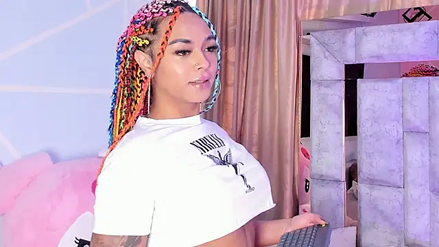 karol noa online show from October 2025 01:08:01 PM